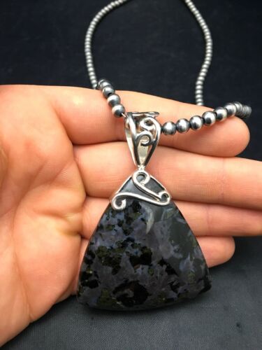 Native American Agate Pendant | Navajo Pearls Sterling Silver Necklace | 4382