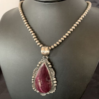 Navajo Purple Spiny Oyster Pendant Necklace | Sterling Silver | Authentic Native American Handmade | 11308