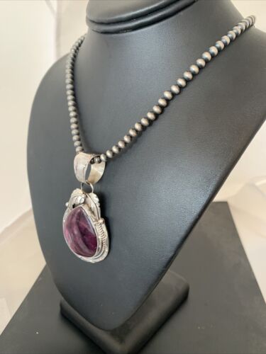 Southwestern Sterling Silver Navajo Pearls Pendant | Purple Spiny Oyster | Authentic Native American Handmade | 803