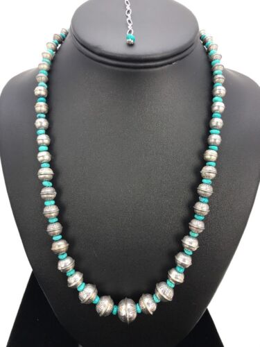 US Stamp Bench Navajo Pearls Graduated Sterling Turquoise Bead Necklace 25"