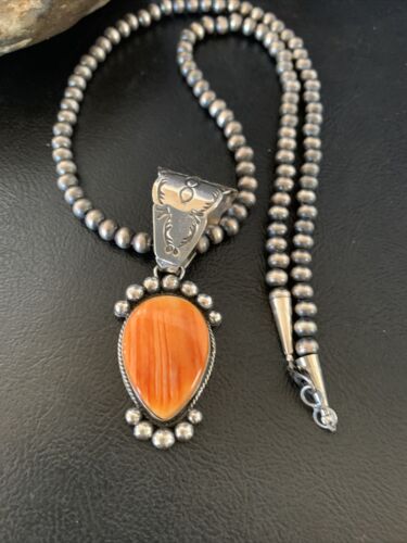 Navajo Orange Spiny Oyster Pendant Necklace | Sterling Silver | Authentic Native American Handmade | 13076