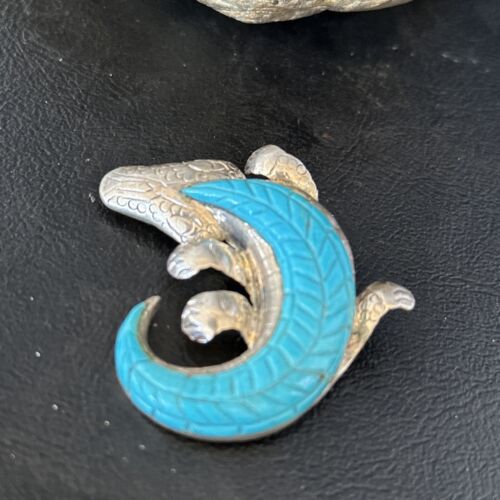 Navajo White & Blue Turquoise Lizard Pin Pendant | Sterling Silver Gecko Inlay | Native American Handmade | 14510