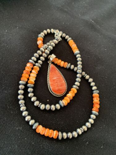 Navajo Pearls Sterling Silver Necklace | Spiny Oyster Cluster Naja Pendant | 599