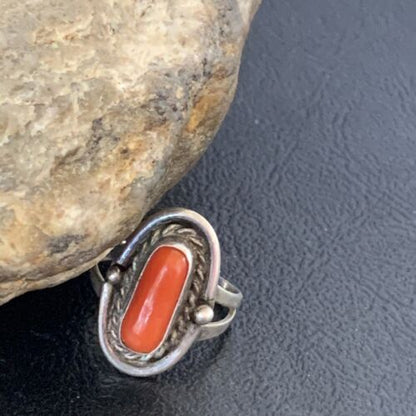 Native American Old Pawn Navajo Red Coral Ring | Sterling Silver | Sz 6 | 10368