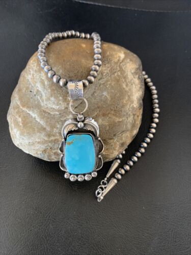 Men's Navajo Pearls Sterling Silver Necklace | Blue Kingman Turquoise Pendant | 12967