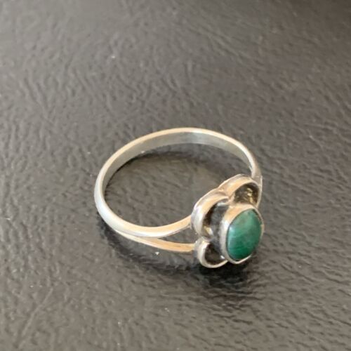 Southwestern Old Pawn Navajo Green Malachite Ring | Sterling Silver | Sz 7 | 10874