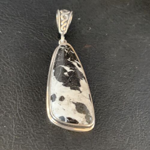 Men's Navajo White Buffalo Turquoise Pendant Necklace | Sterling Silver | Authentic Native American Handmade | 13847