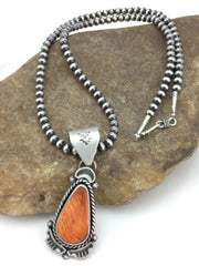 Navajo Orange Spiny Oyster Pendant Necklace | Sterling Silver | Native American Handmade | 4919