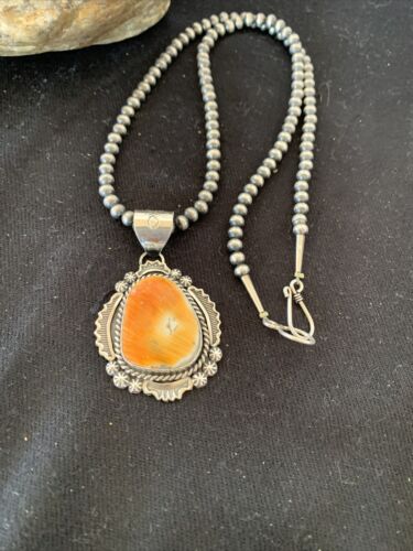 Navajo Orange Spiny Oyster Pendant Necklace | Sterling Silver Pearls | Authentic Native American Handmade | 00777