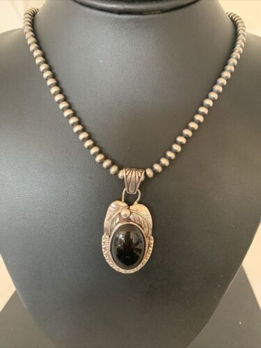 Navajo Pearls Black Onyx Necklace | Sterling Silver | Authentic Native American Handmade | 1904