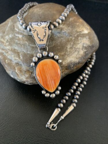 Navajo Orange Spiny Oyster Pendant Necklace | Sterling Silver | Authentic Native American Handmade | 13076