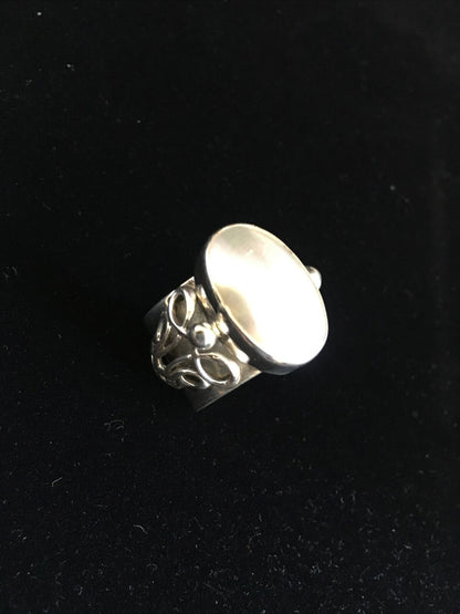 Southwestern Navajo White Mabe Pearl Ring | Sterling Silver | Sz 8 | Authentic Native American Handmade | 1720